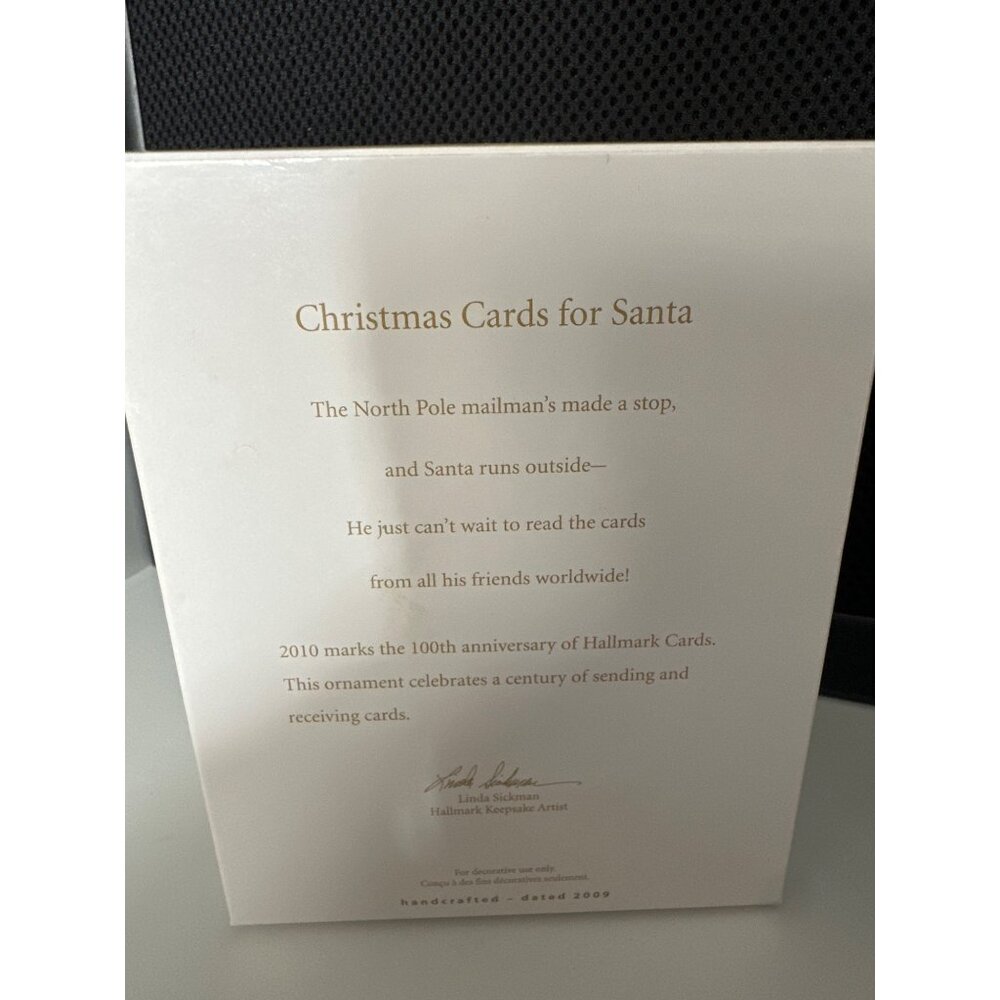 Hallmark 2009 Club Exclusive Santa Claus Figurine With Mailbox Holding Letters - Picture 7 of 8